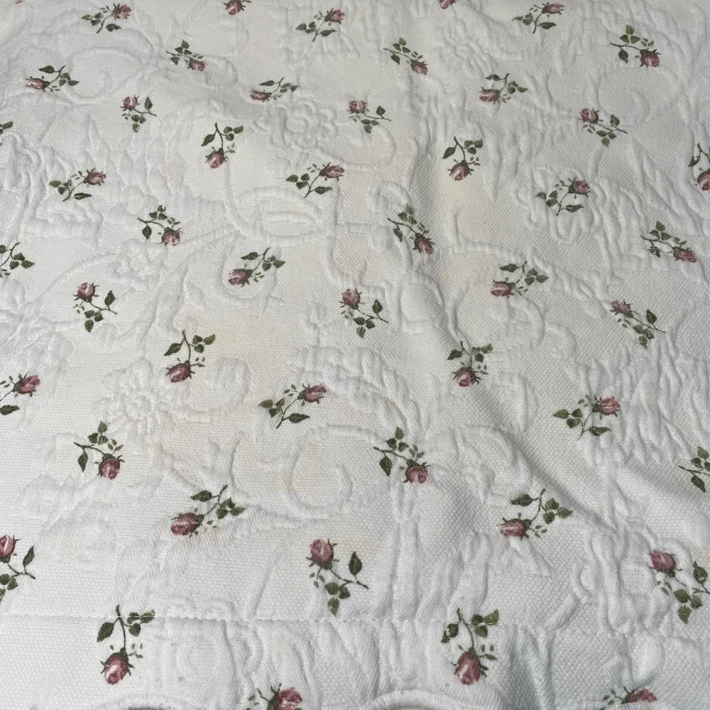 Colchass S Domingos Matelasse Quilted‎ King Sham 2-Piece Set Ivory Rose Scallop